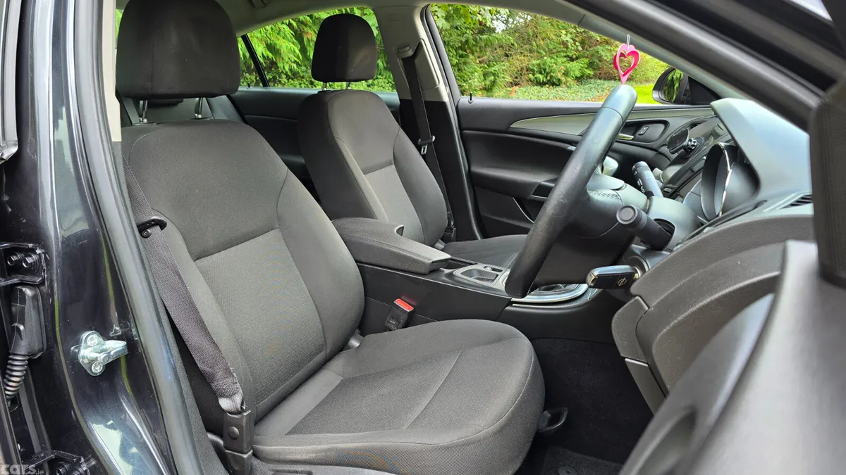 Opel Insignia Saloon, Diesel, 2017, Black