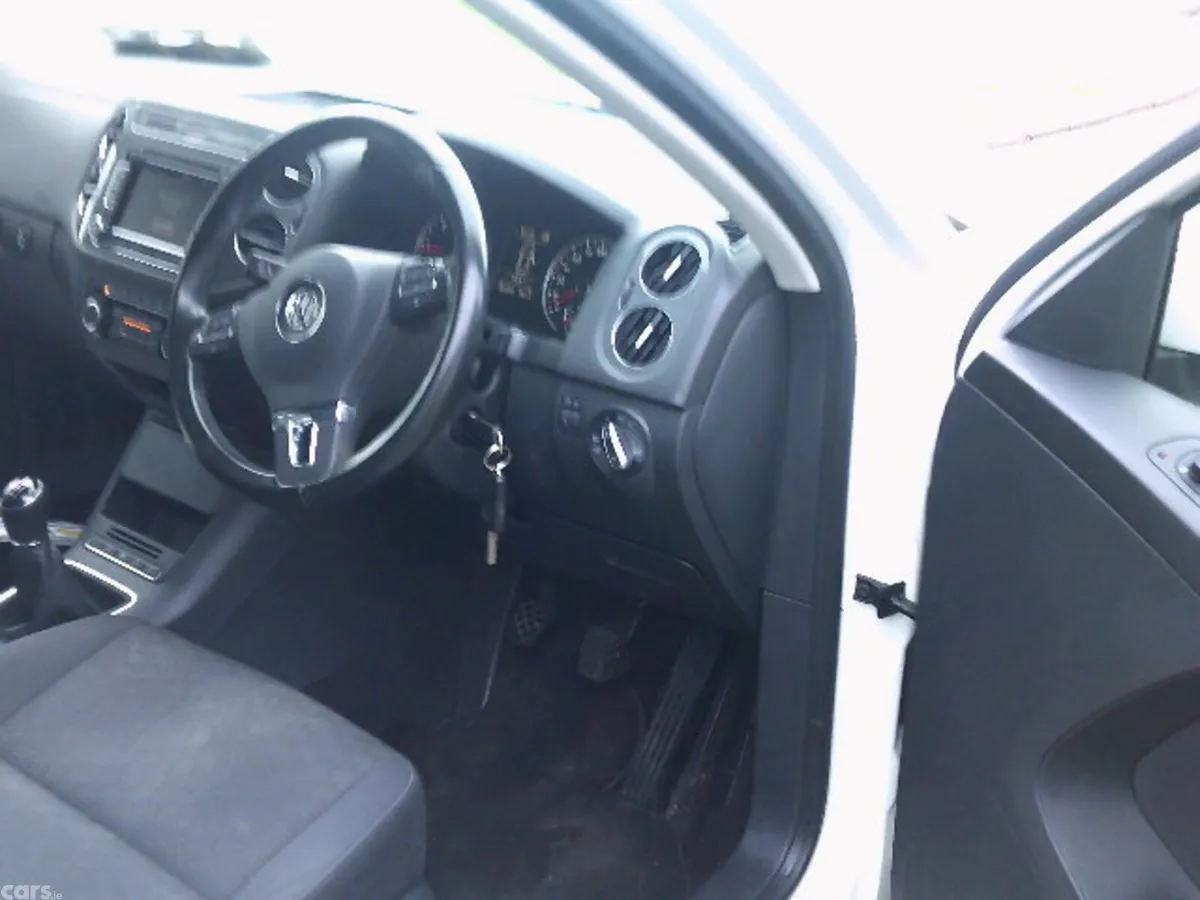 Volkswagen Tiguan SUV, Diesel, 2015, White