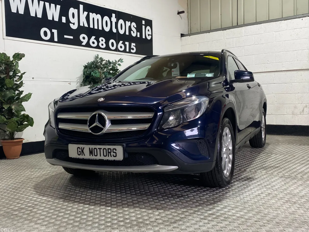Mercedes-Benz GLA SUV, Diesel, 2017, Blue