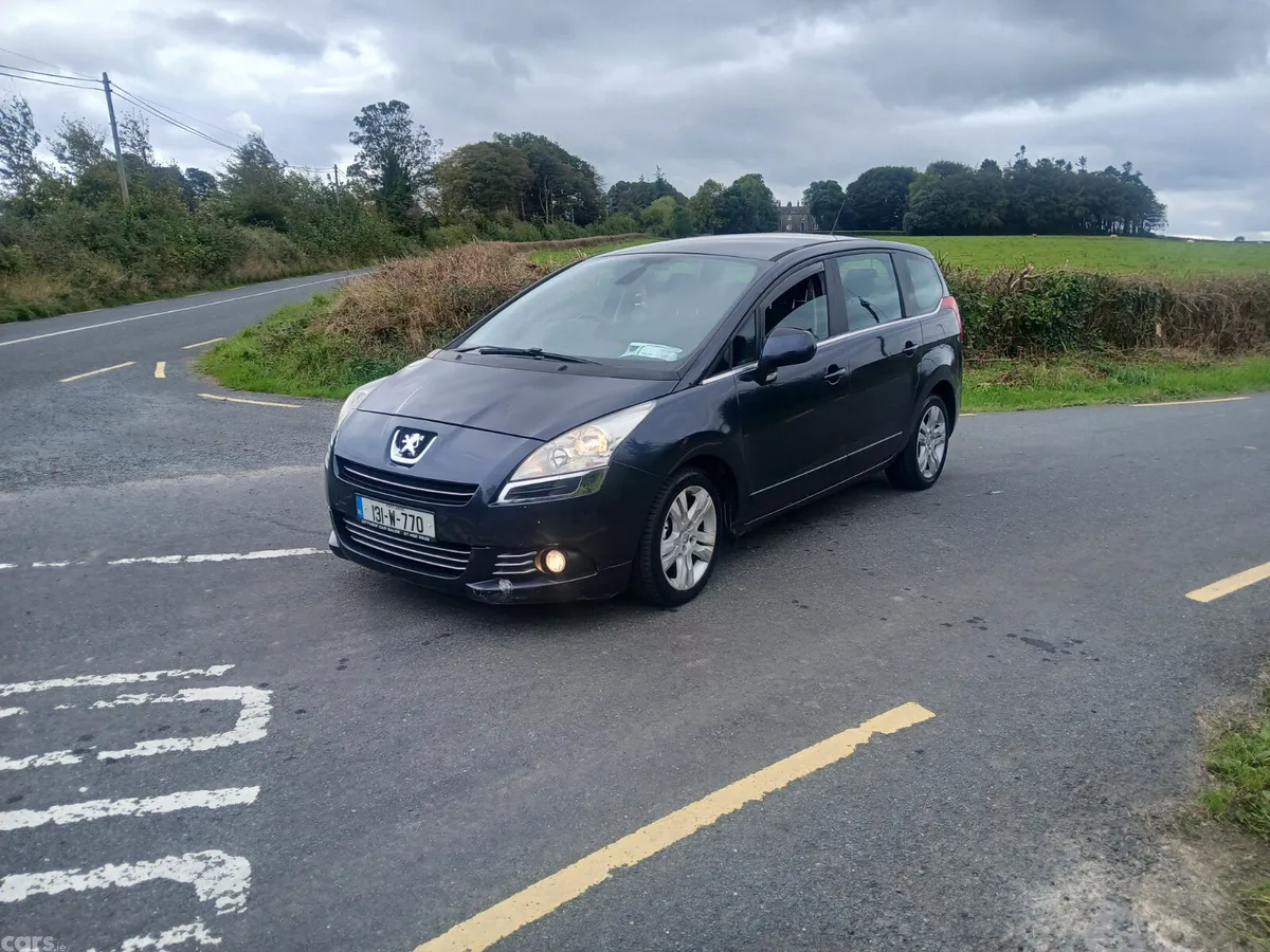 Peugeot 5008 MPV, Diesel, 2013, Blue