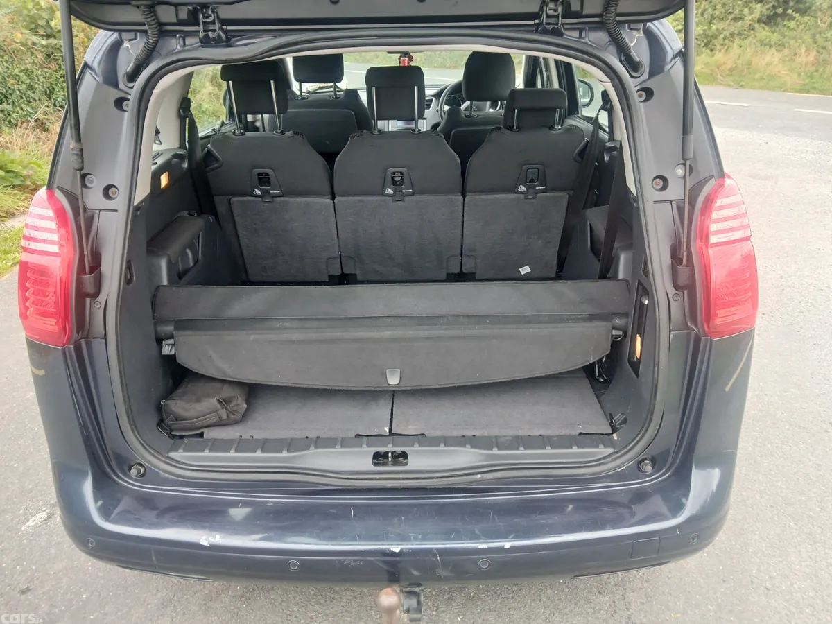 Peugeot 5008 MPV, Diesel, 2013, Blue