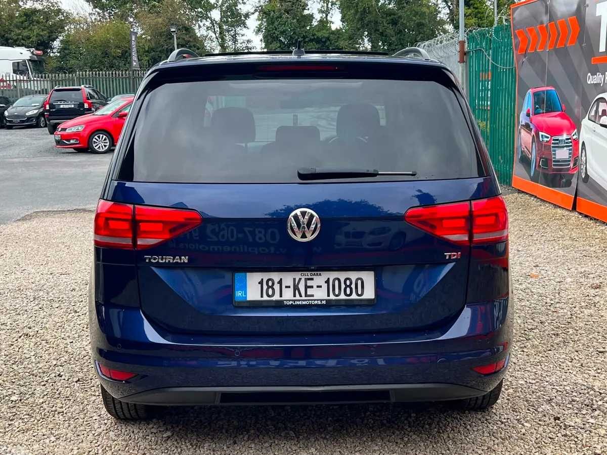 Volkswagen Touran MPV, Diesel, 2018, Blue