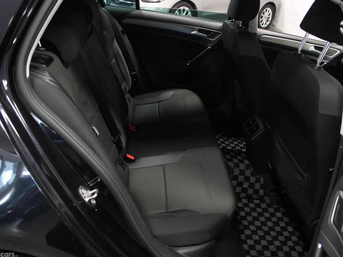 Volkswagen Golf Hatchback, Petrol, 2017, Black