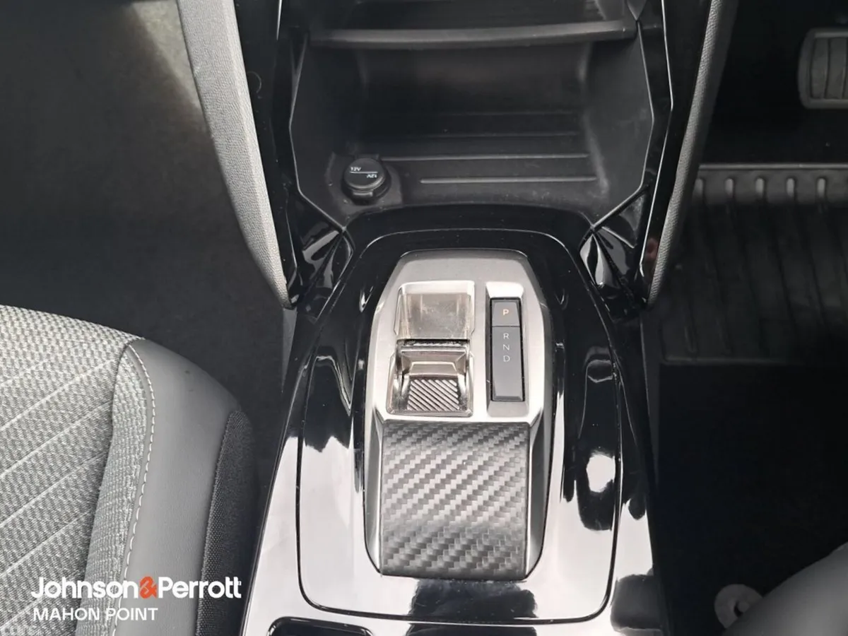 Peugeot 2008 MPV, Petrol Hybrid, 2026, Grey