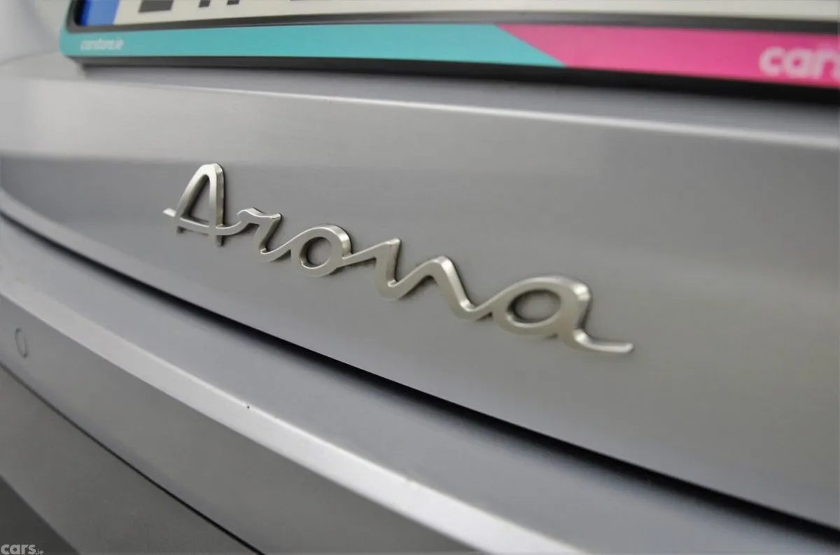 SEAT Arona SUV, Petrol, 2024, Silver