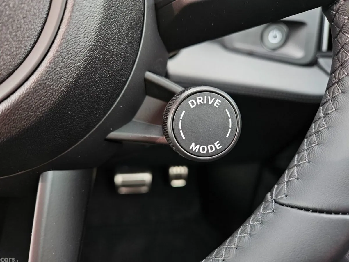 Porsche Cayenne SUV, Electric, 2026, Grey