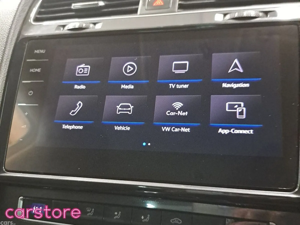 Volkswagen Golf Hatchback, Petrol, 2019, Silver