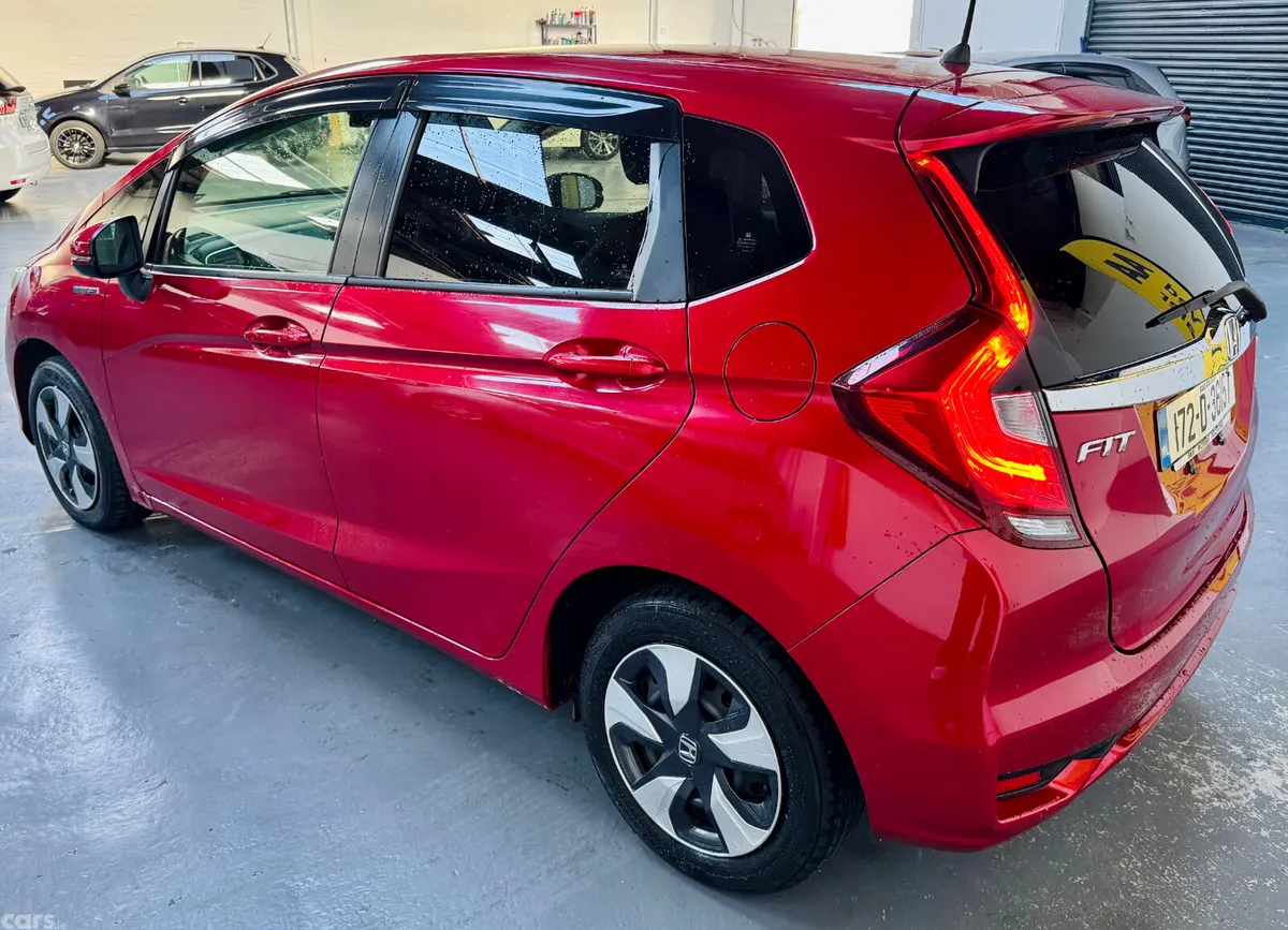 Honda Jazz Hatchback, Petrol Hybrid, 2017, Red