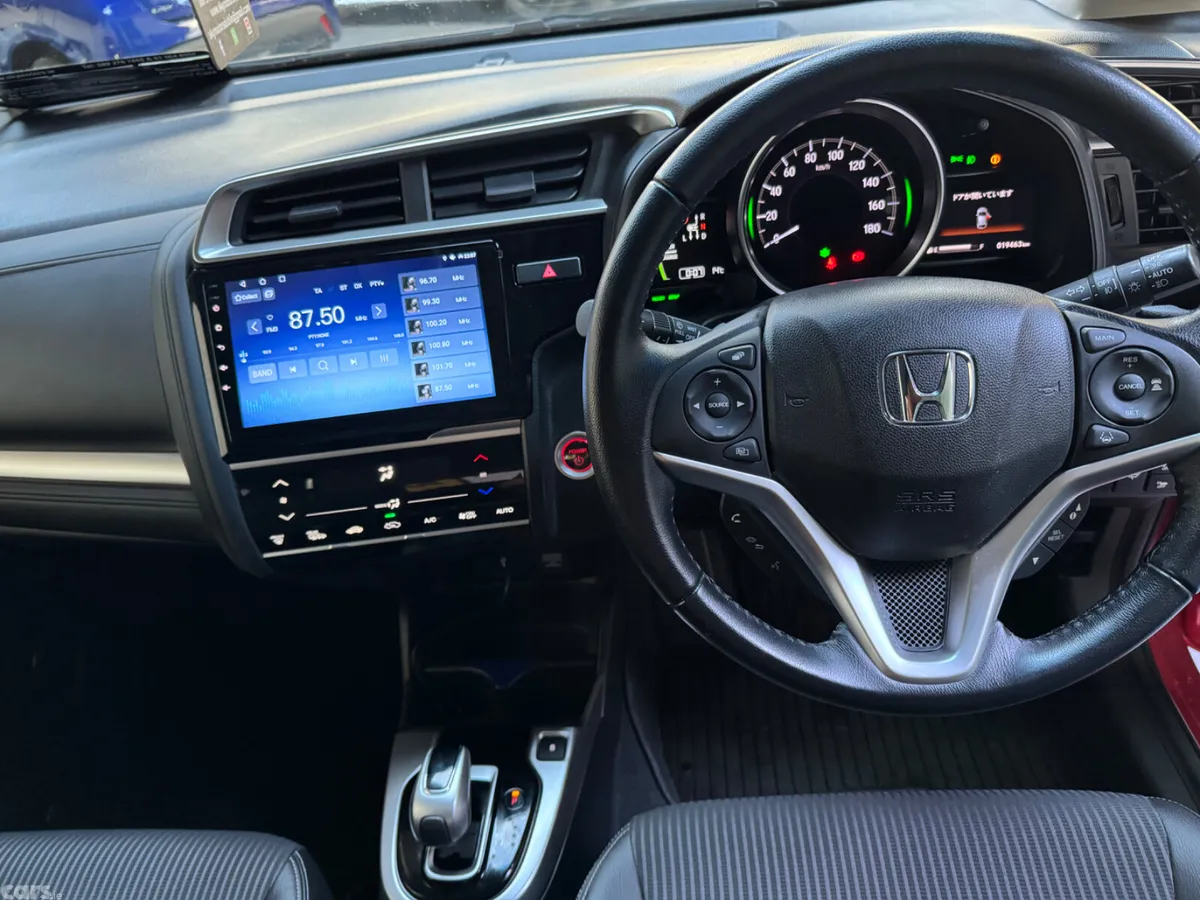 Honda Jazz Hatchback, Petrol Hybrid, 2017, Red