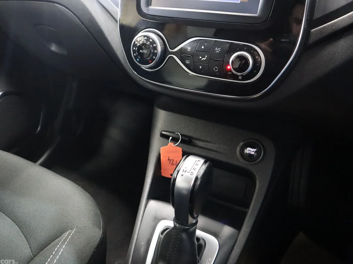 Renault Captur Hatchback, Diesel, 2019, Grey