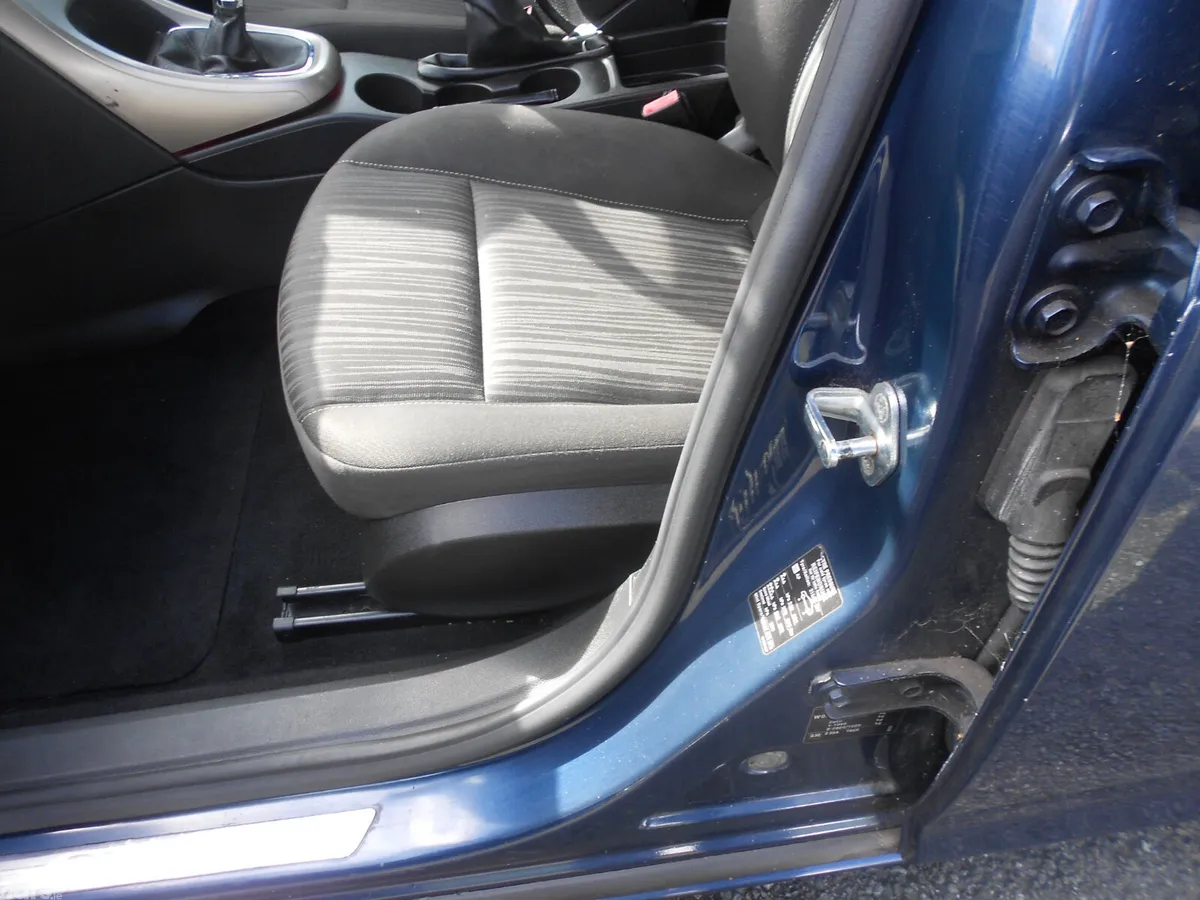 Opel Astra Hatchback, Diesel, 2011, Blue