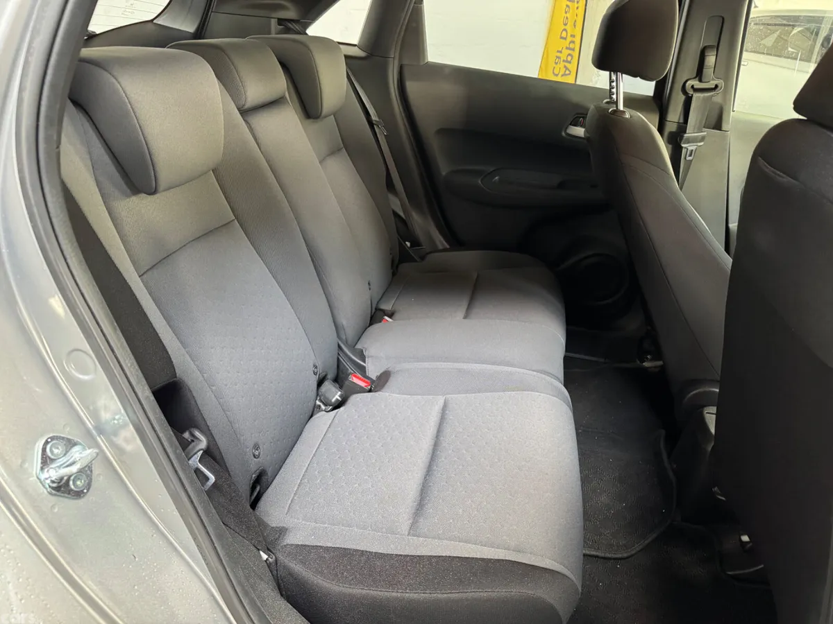 Honda Fit Hatchback, Petrol Hybrid, 2020, Silver