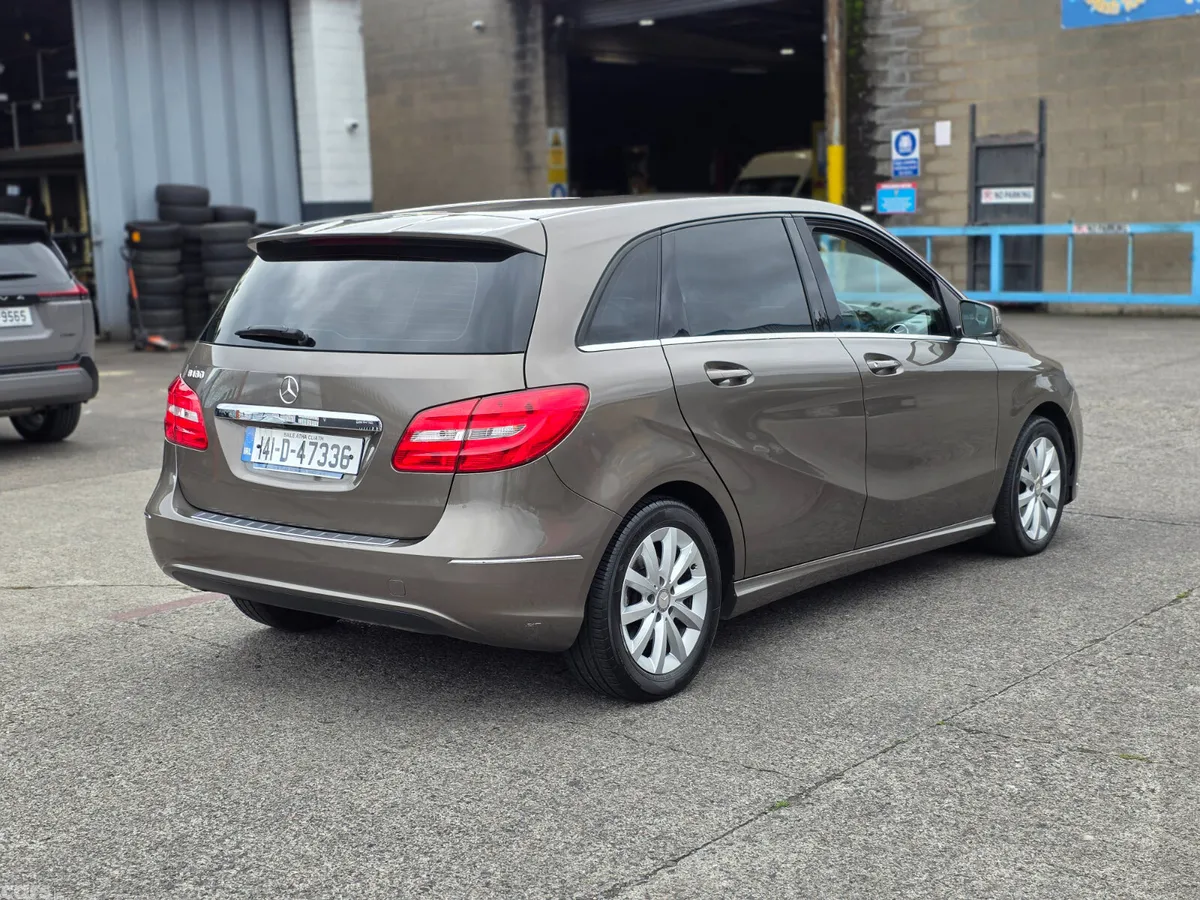 Mercedes-Benz B-Class MPV, Petrol, 2014, Brown