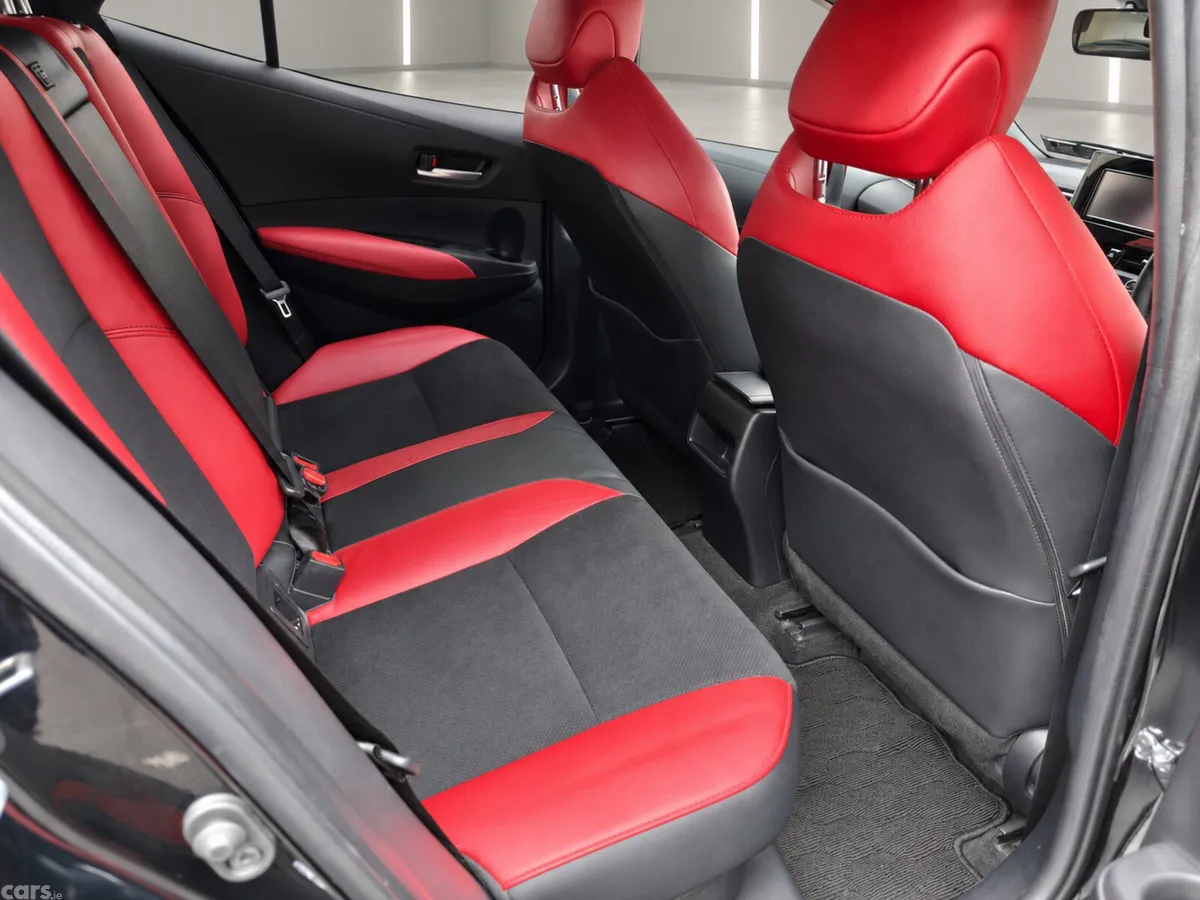 Toyota Corolla Hatchback, Petrol Hybrid, 2019, Black