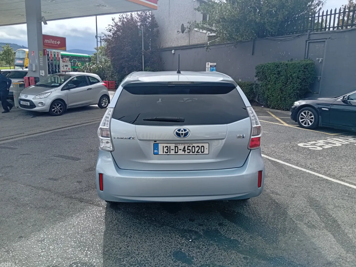 Toyota Prius MPV, Petrol Hybrid, 2013, Blue