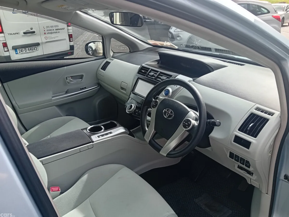 Toyota Prius MPV, Petrol Hybrid, 2013, Blue