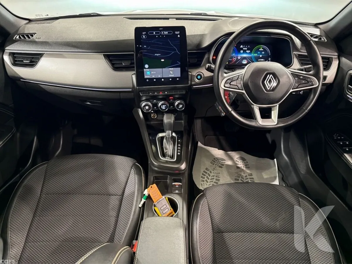 Renault Arkana Hatchback, Petrol, 2024, White