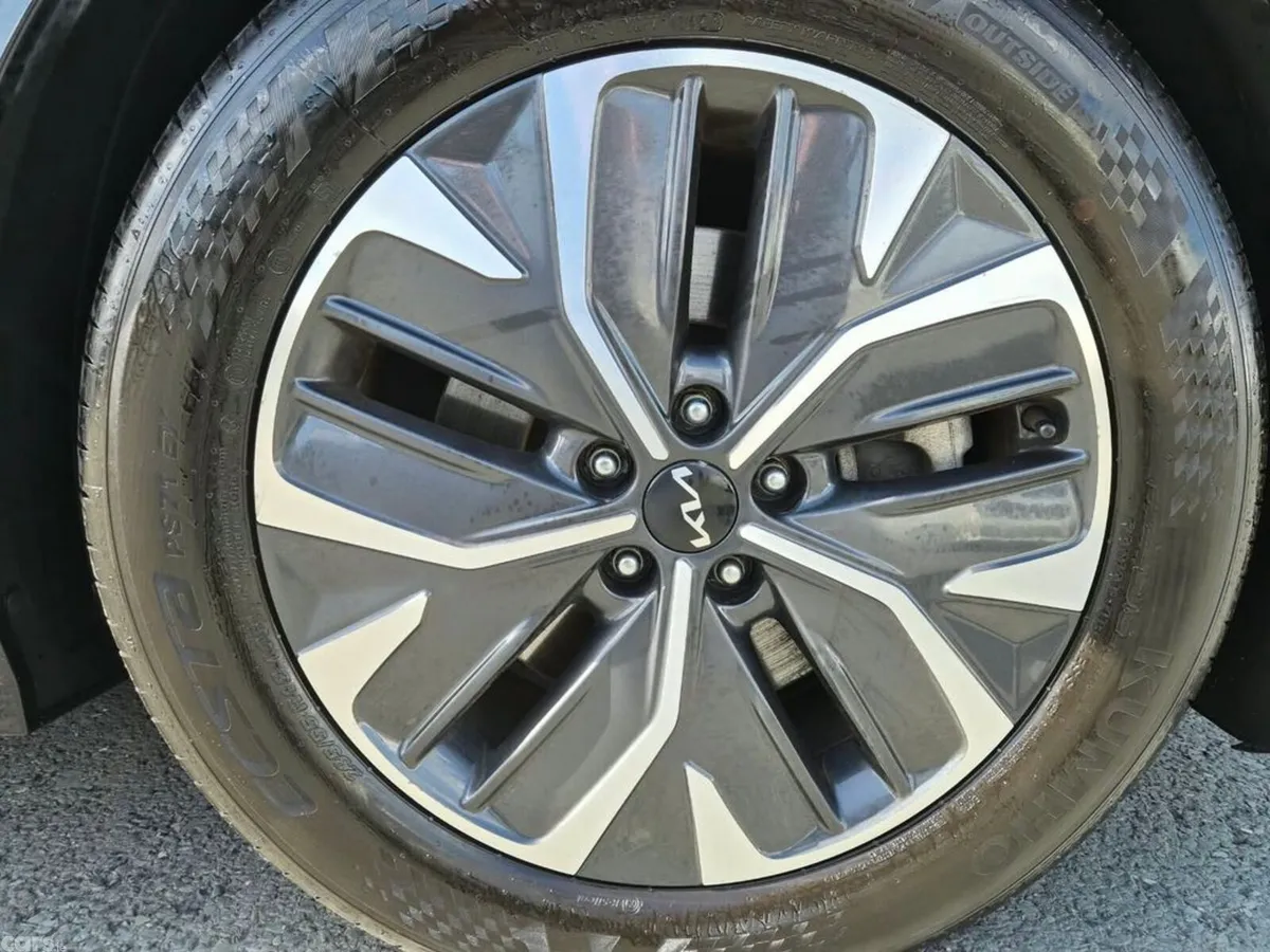 Kia EV6 MPV, Electric, 2023, Blue