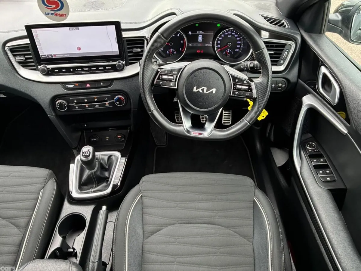 Kia Ceed Hatchback, Diesel Hybrid, 2022, Grey