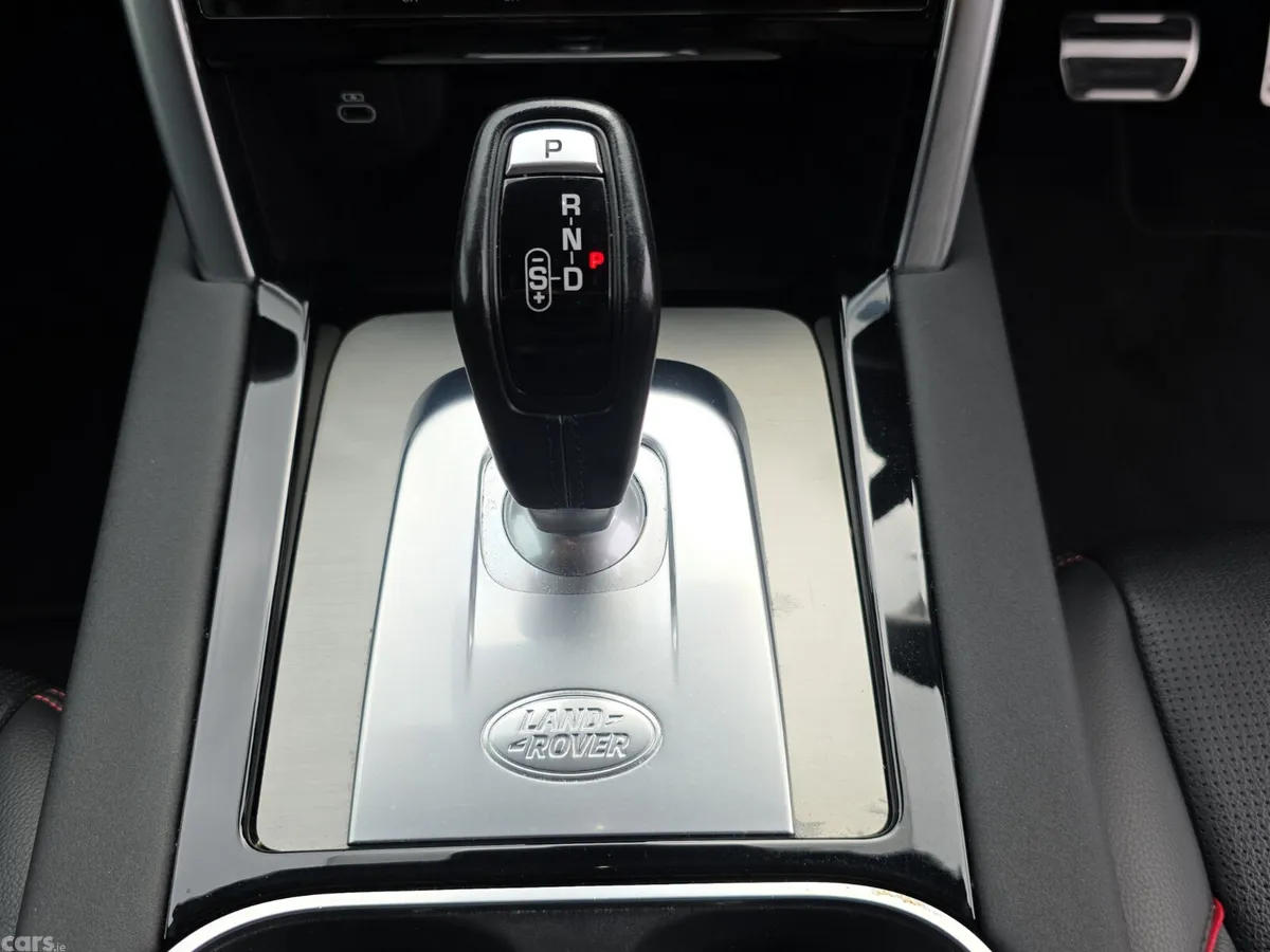 Land Rover Discovery SUV, Petrol Hybrid, 2022, Grey