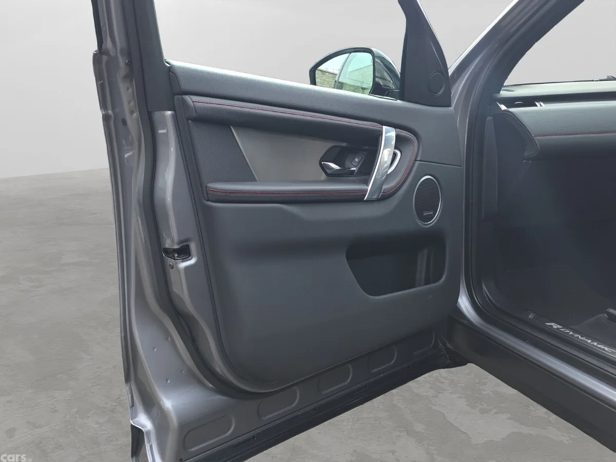 Land Rover Discovery SUV, Petrol Hybrid, 2022, Grey