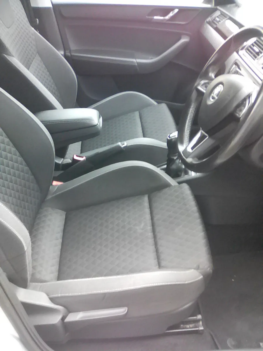 Skoda Rapid Saloon, Diesel, 2017, Grey