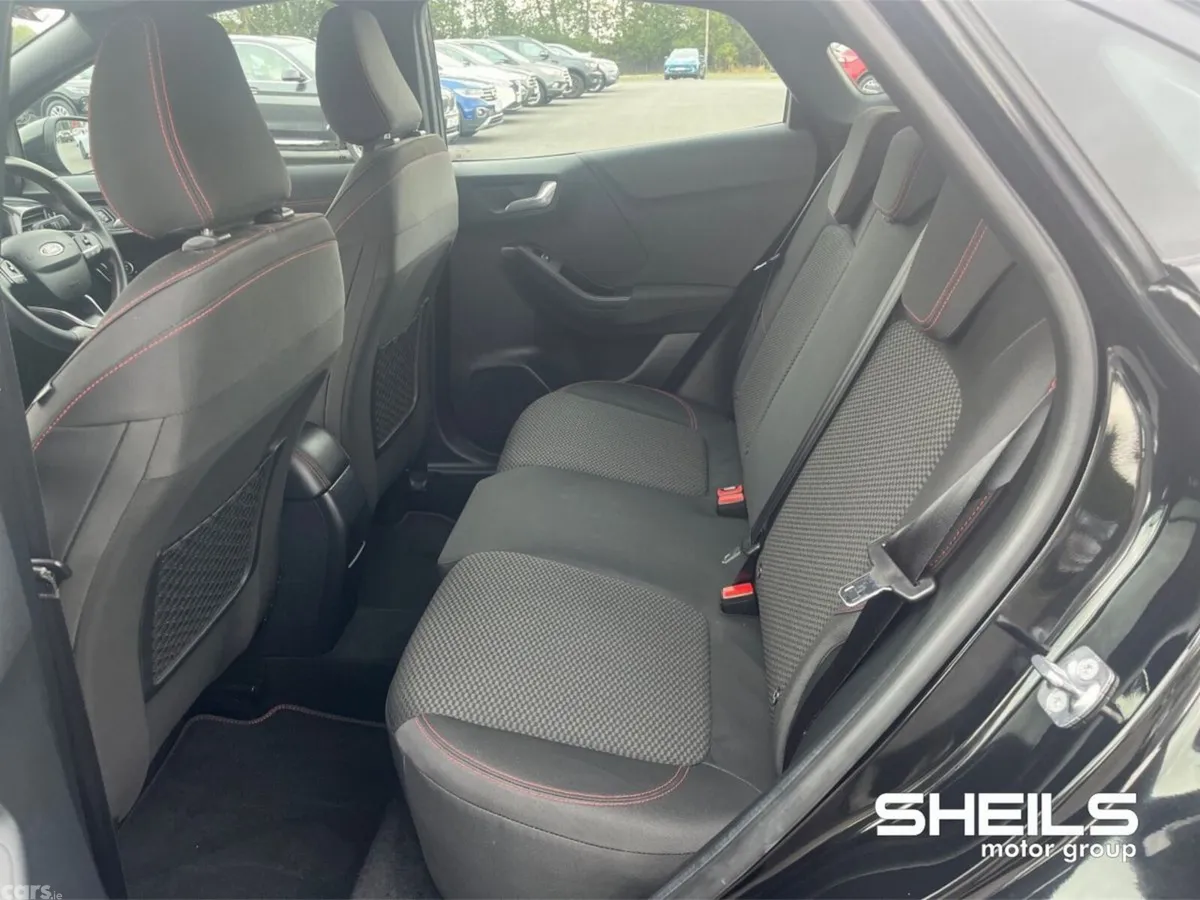 Ford Puma MPV, Petrol, 2021, Black
