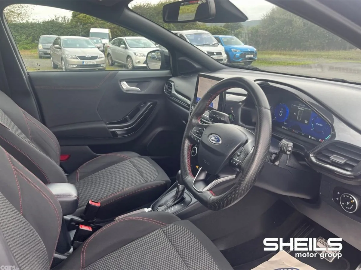 Ford Puma MPV, Petrol, 2021, Black
