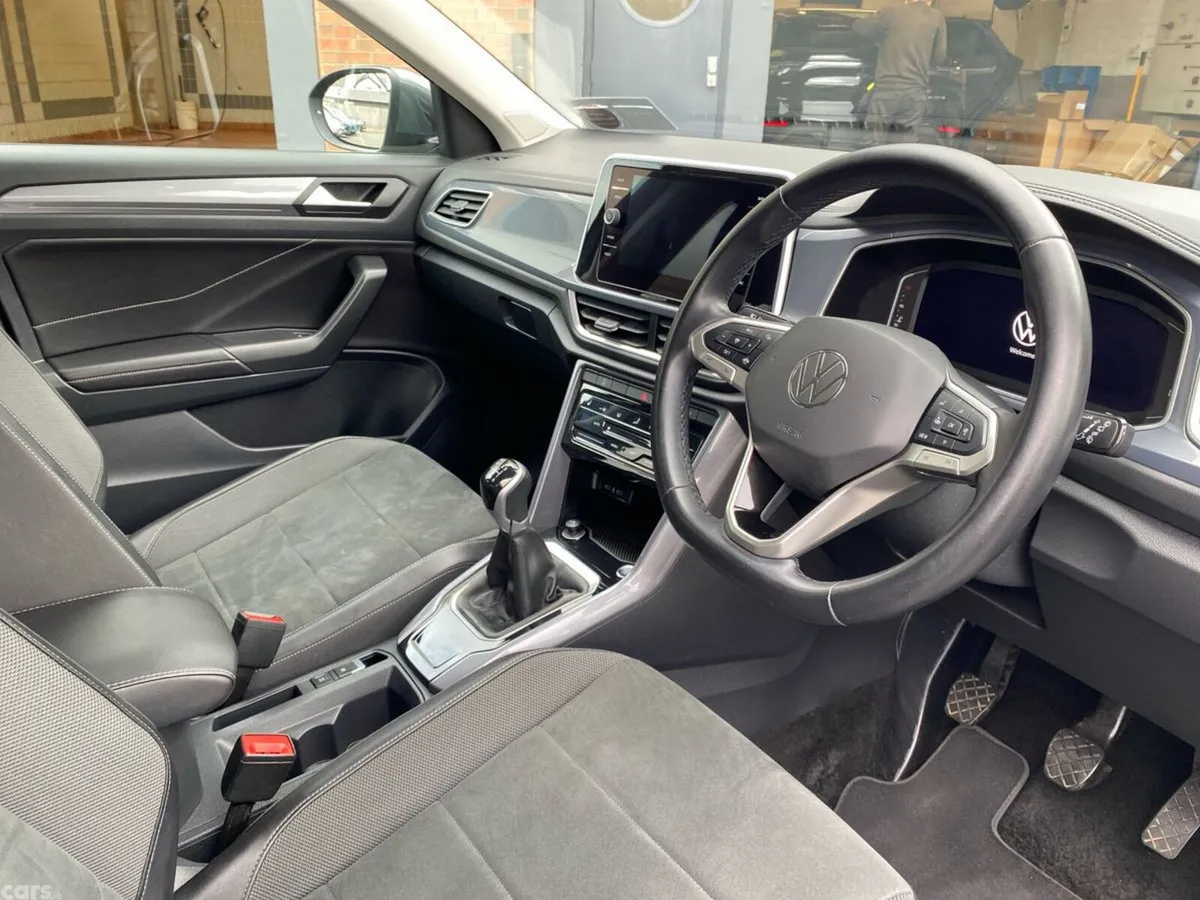 Volkswagen T-Roc SUV, Petrol, 2022, Grey