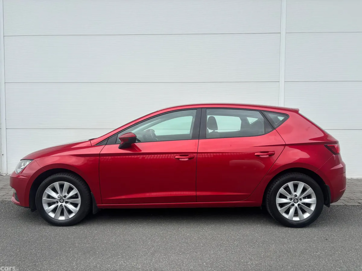 SEAT Leon Estate, Petrol, 2020, Red