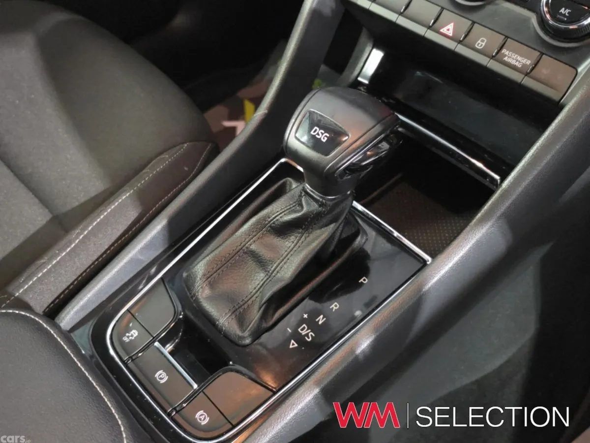 Skoda Karoq Estate, Petrol, 2018, Grey
