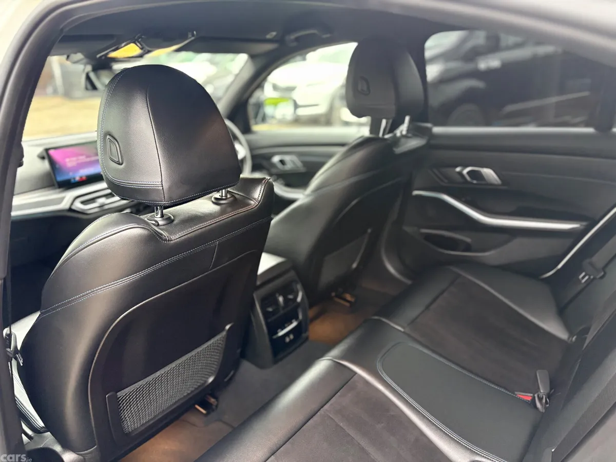 BMW 3-Series Saloon, Petrol Hybrid, 2023, White