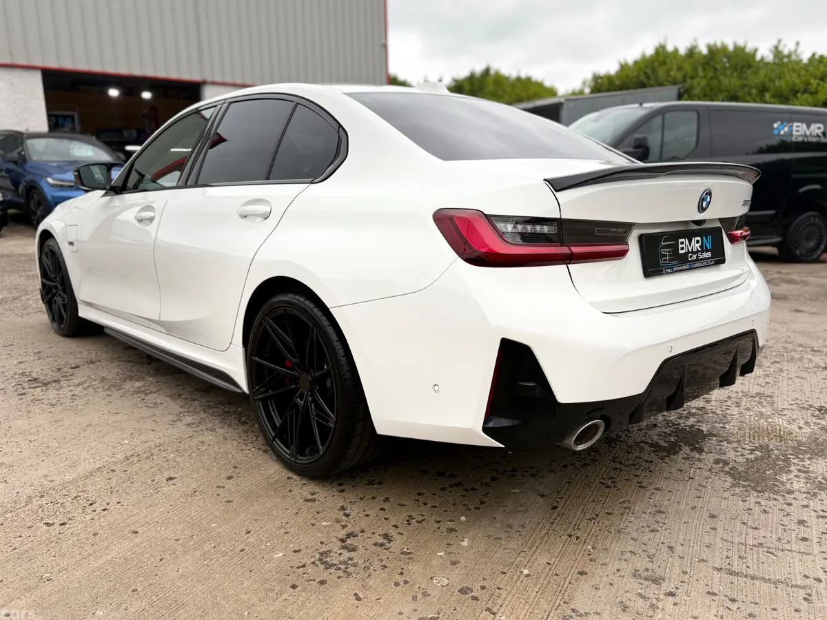 BMW 3-Series Saloon, Petrol Hybrid, 2023, White