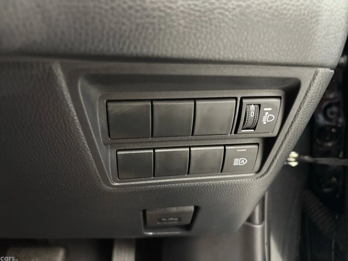 Toyota Yaris Hatchback, Petrol Hybrid, 2026, Black