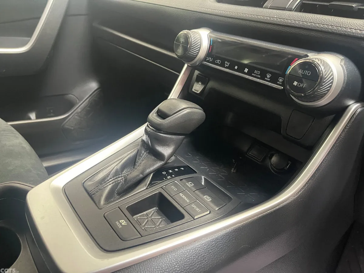 Toyota RAV4 SUV, Petrol Hybrid, 2020, Black