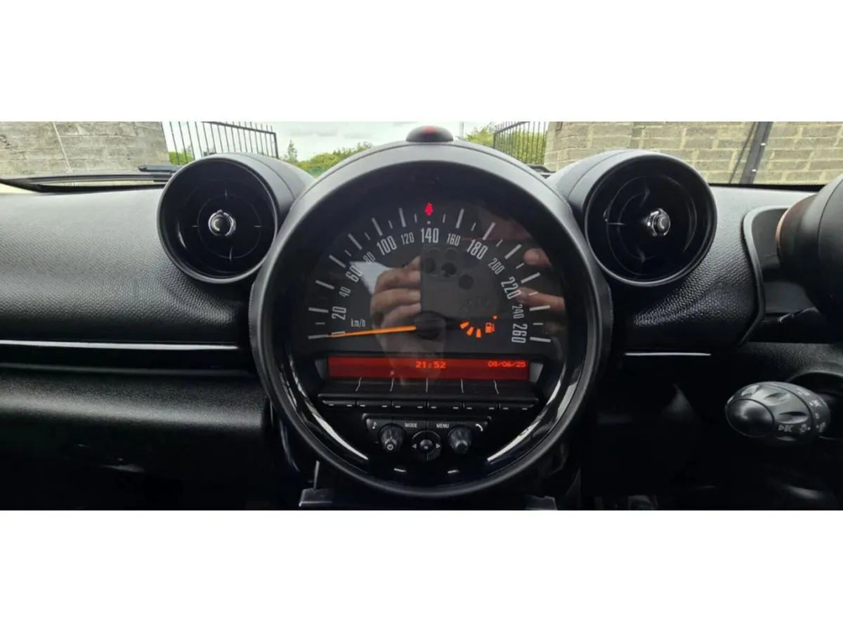 Mini Cooper Hatchback, Diesel, 2015, Black