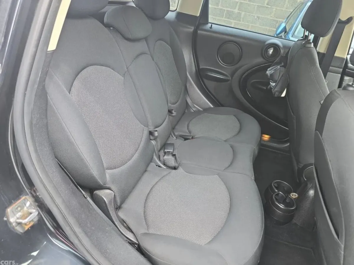 Mini Cooper Hatchback, Diesel, 2015, Black