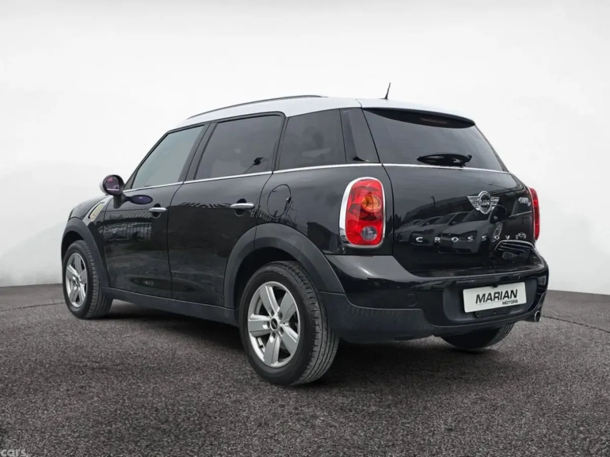 Mini Cooper Hatchback, Diesel, 2015, Black