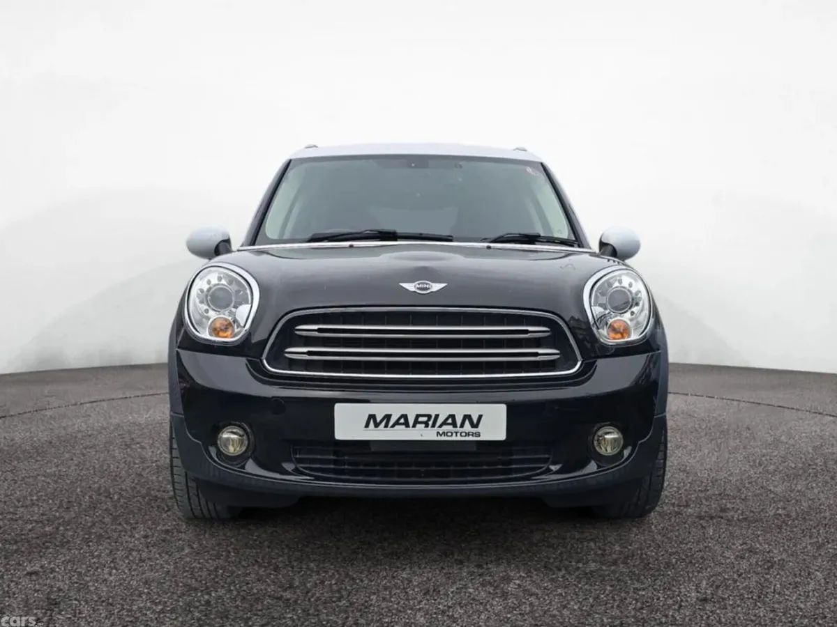 Mini Cooper Hatchback, Diesel, 2015, Black