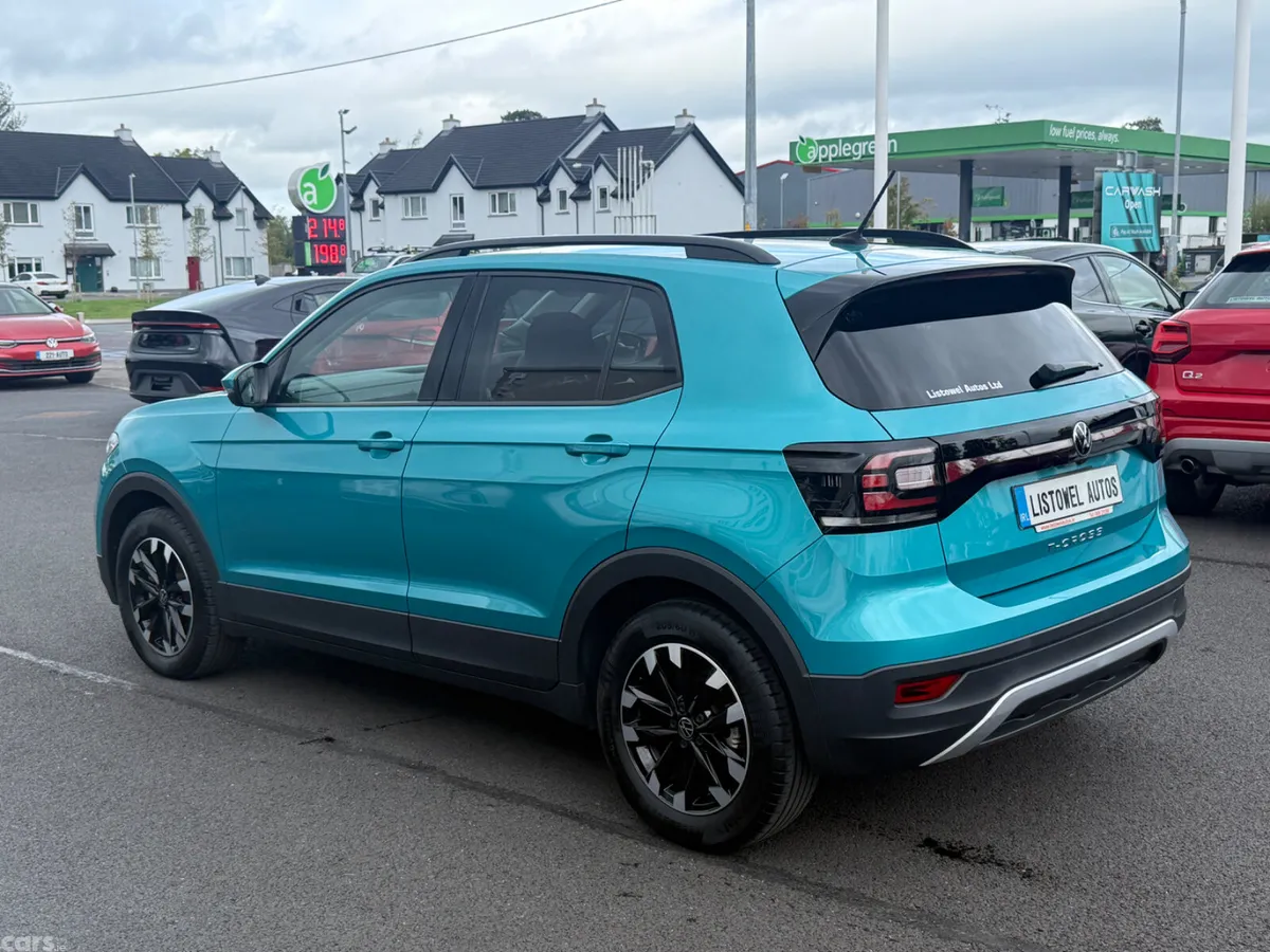 Volkswagen T-Cross MPV, Petrol, 2023, Green