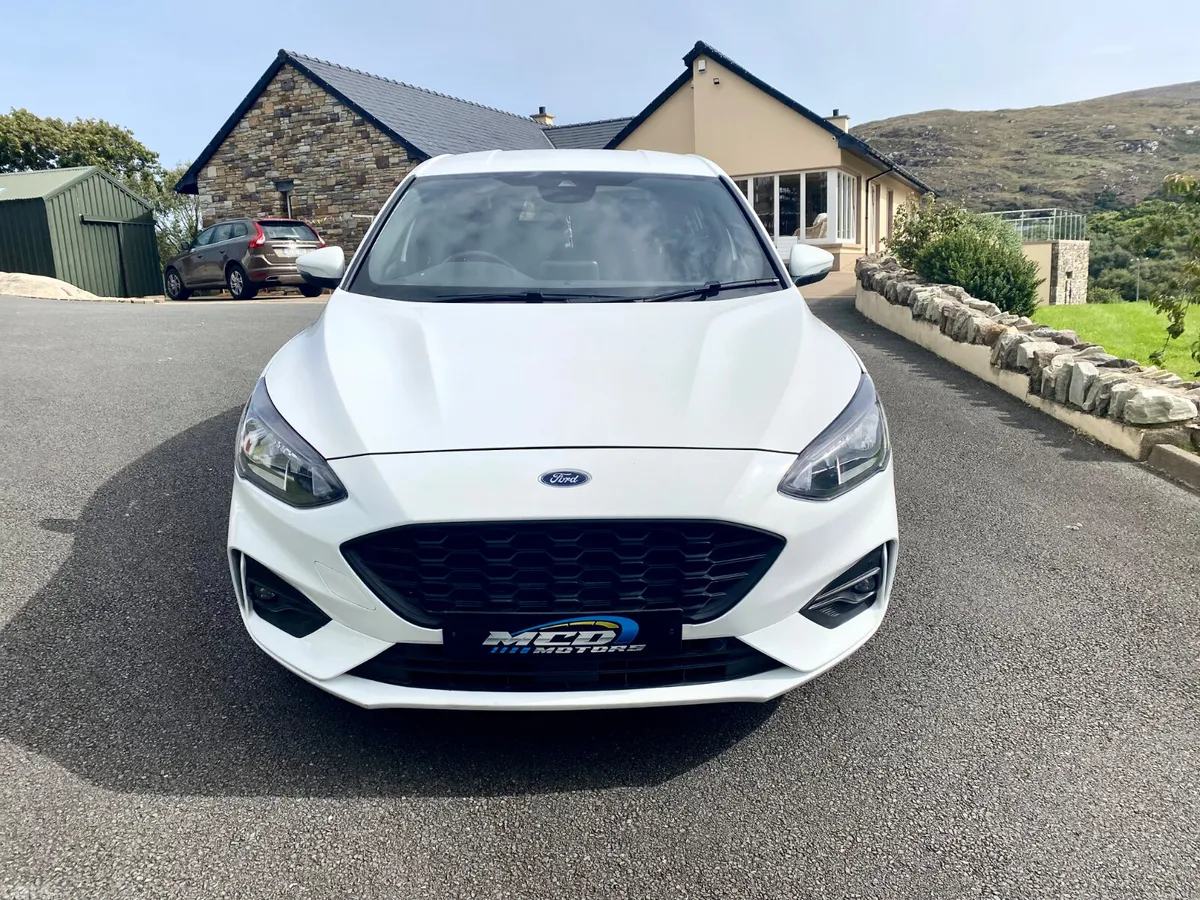 Ford Focus Hatchback, Diesel, 2019, White