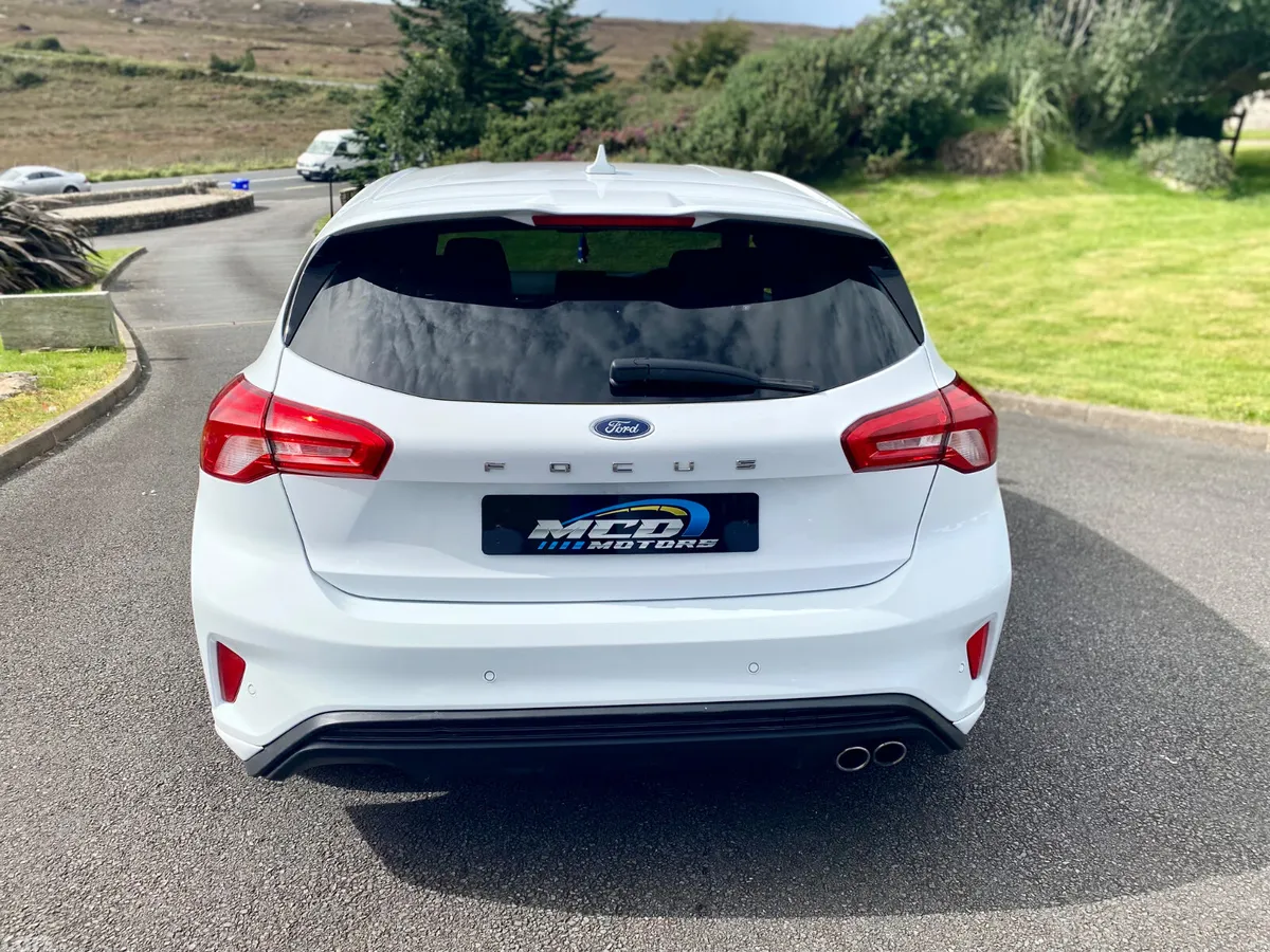 Ford Focus Hatchback, Diesel, 2019, White