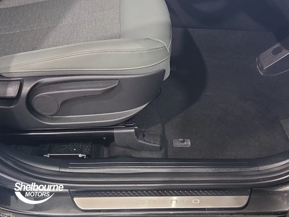 Kia Sorento SUV, Diesel, 2025, Grey