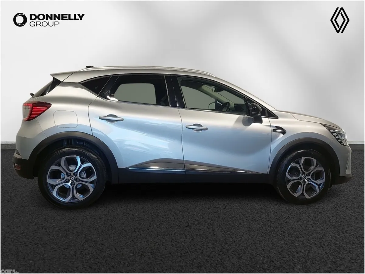 Renault Captur Hatchback, Petrol, 2024, Grey