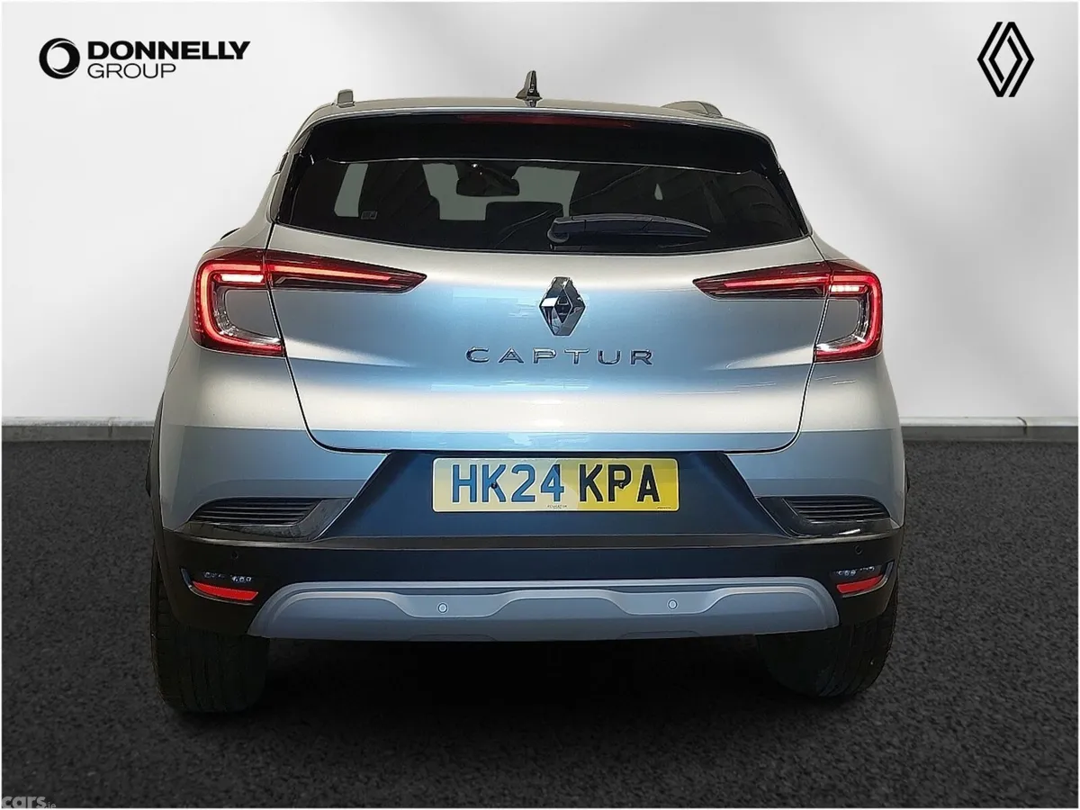 Renault Captur Hatchback, Petrol, 2024, Grey