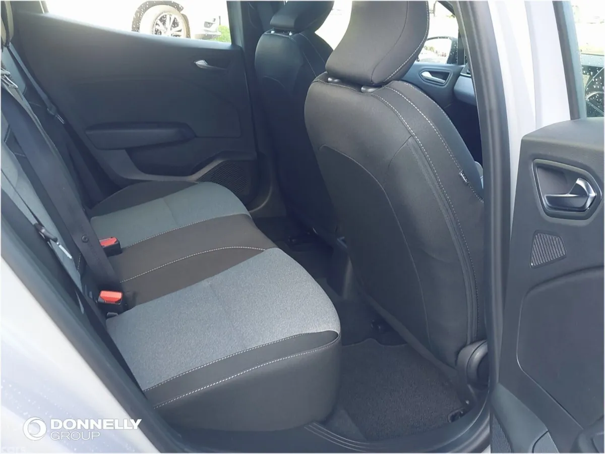 Renault Clio Hatchback, Petrol, 2024, Grey