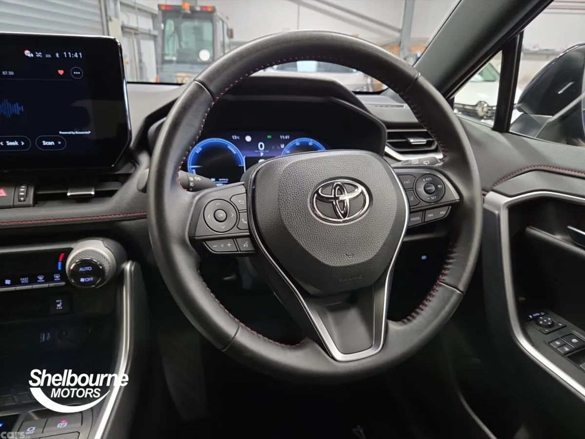 Toyota RAV4 SUV, Petrol Hybrid, 2025, Blue