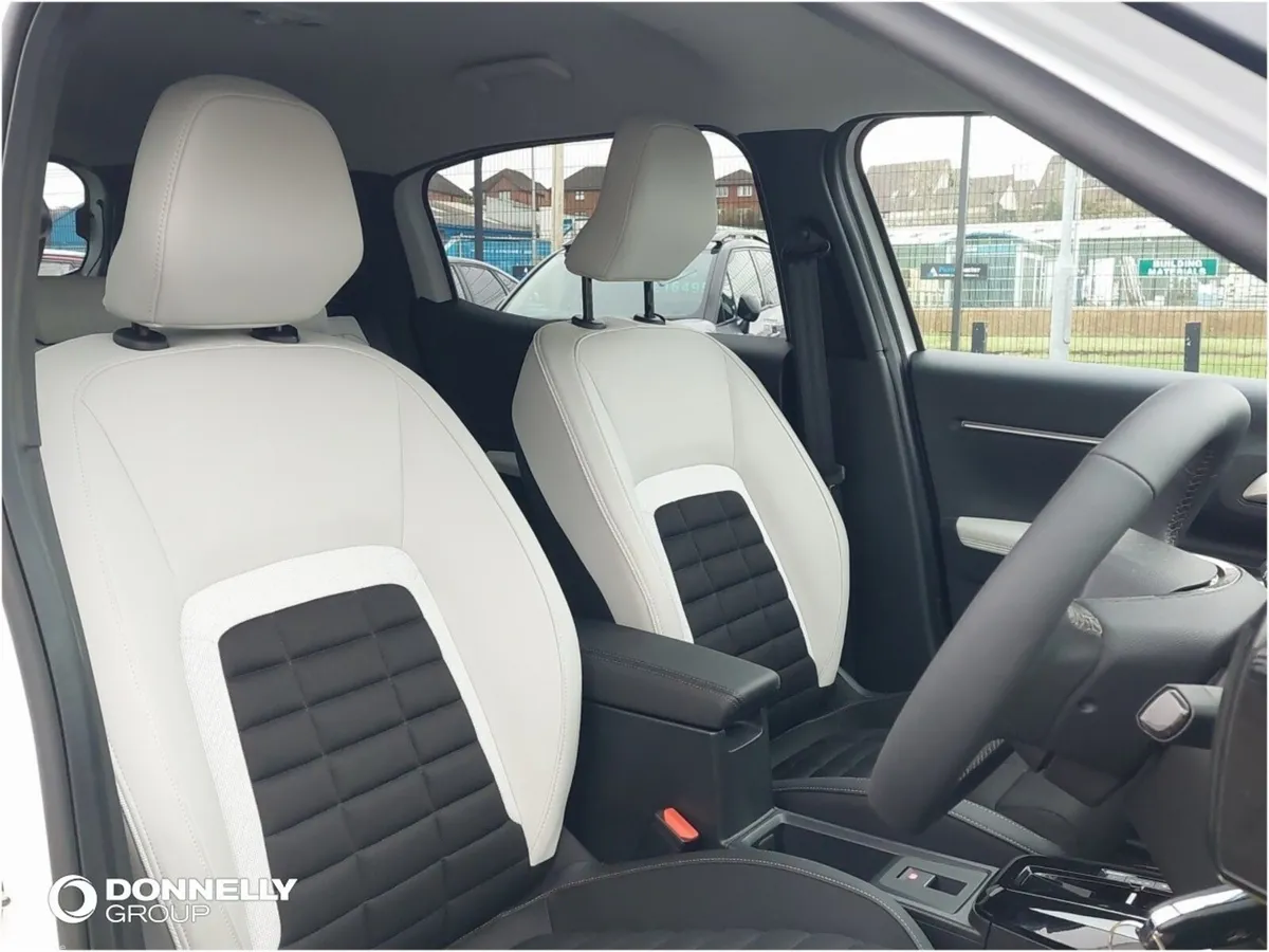 Citroen C3 Aircross Hatchback, Petrol, 2025, White