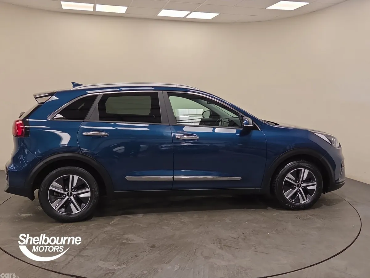 Kia Niro Estate, Petrol Hybrid, 2022, Blue