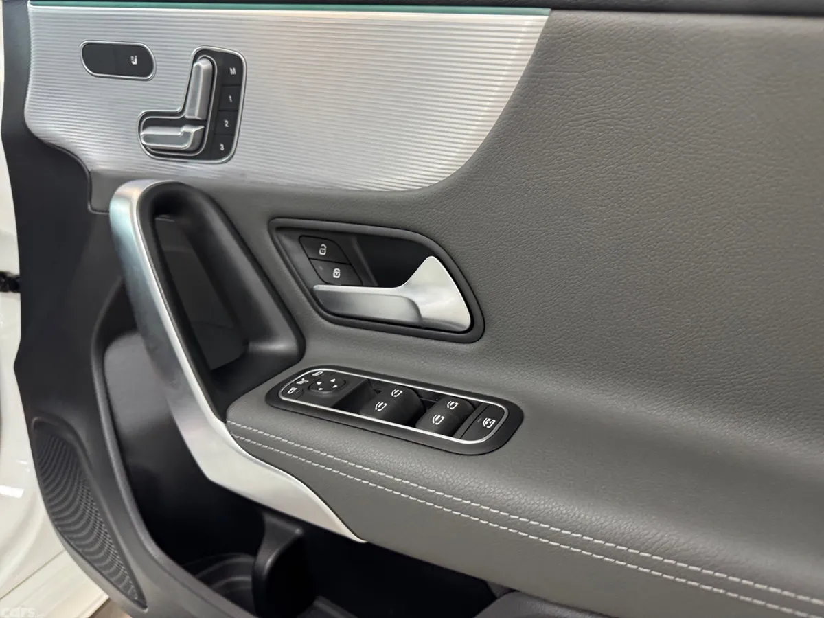 Mercedes-Benz A-Class Hatchback, Diesel, 2019, White